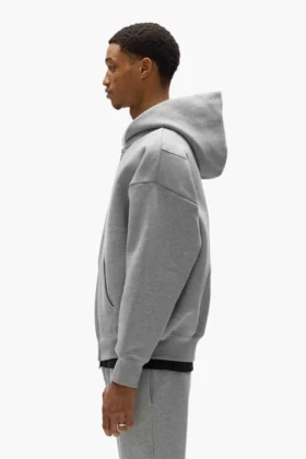 Felpa con cappuccio e zip Basic