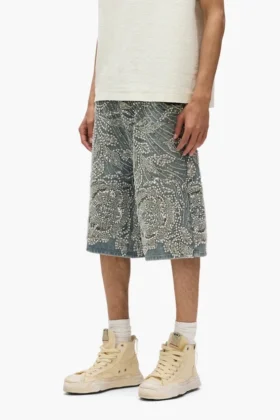 P070 Shorts con decorazioni in cristallo e perline applicate a mano