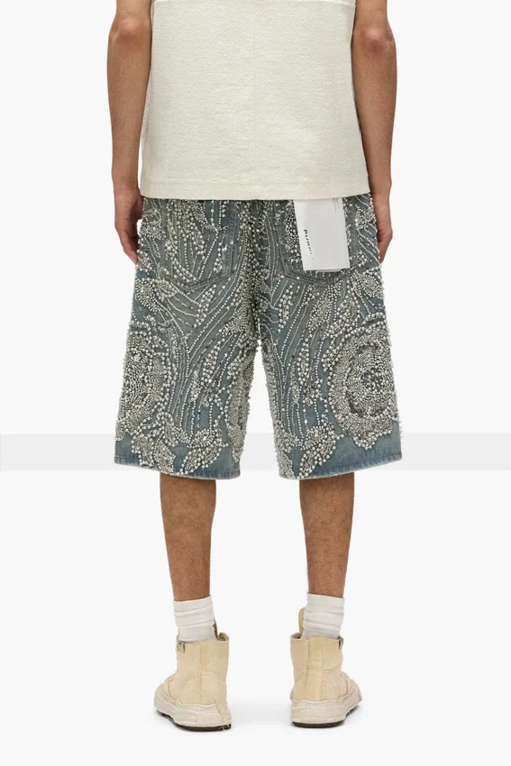 P070 Shorts con decorazioni in cristallo e perline applicate a mano