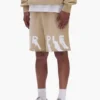 Pantaloncini con scritta dipinta