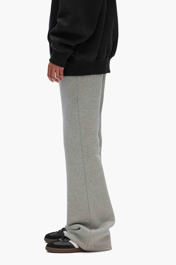Pantaloni sportivi svasati Basic