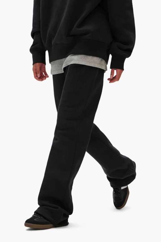 Pantaloni sportivi svasati Basic