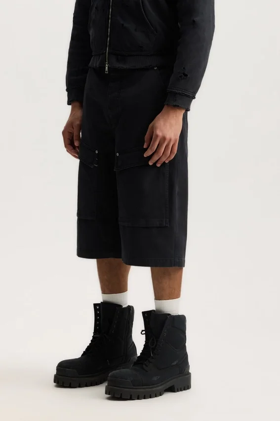 Shorts cargo larghi