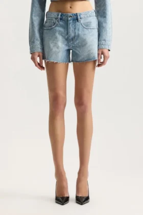 Shorts tagliati con logo bling