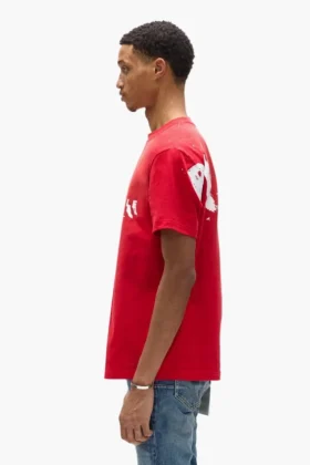 T-shirt con logo dipinto