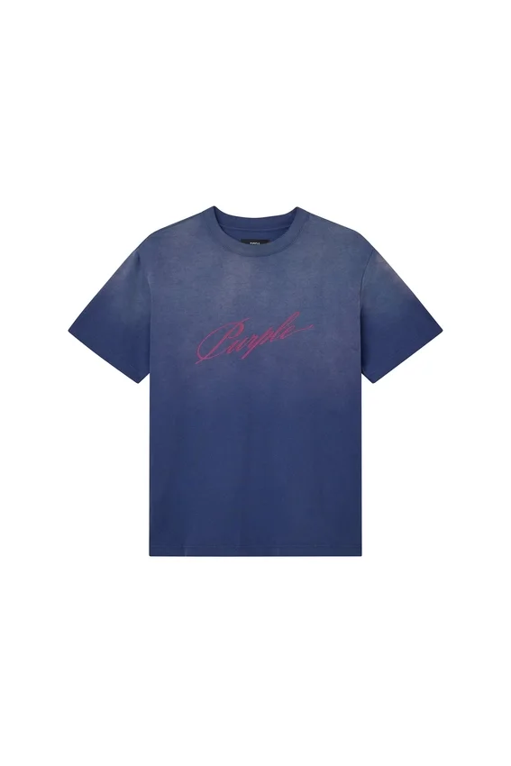 T-shirt con scritta in corsivo obliquo