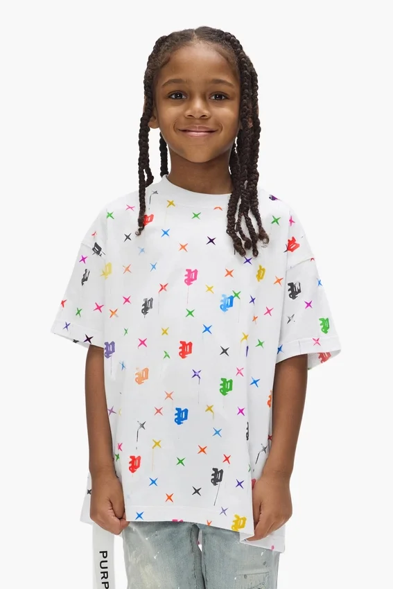 T-shirt per bambini con monogramma dipinto