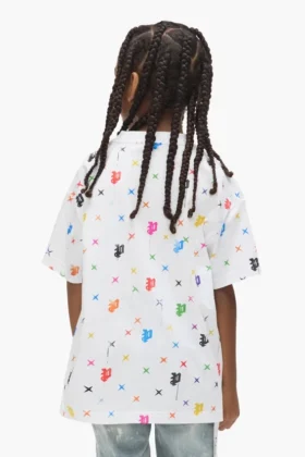 T-shirt per bambini con monogramma dipinto